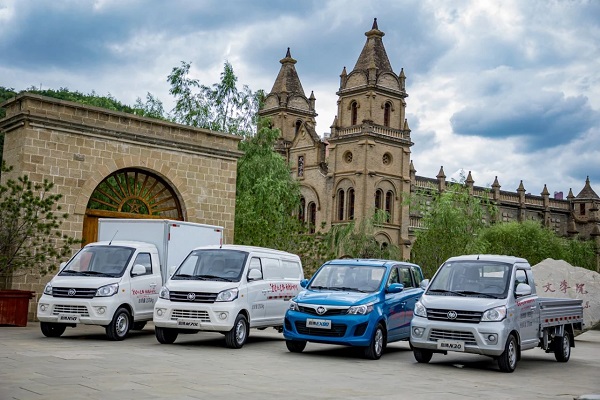 Newlongma Auto ထုတ်ကုန်များသည် လယ်သမားများကို “အပြင်ထွက်” ရုံသာမက “လမ်းလျှောက်နိုင်သည်” ကို ကူညီရန်၊