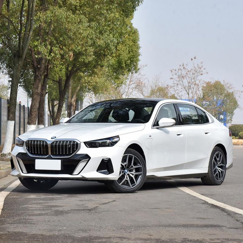 bmw i5