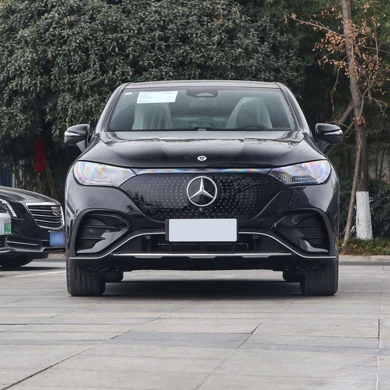 Mercedes SUV ဒေါင်းလုပ်